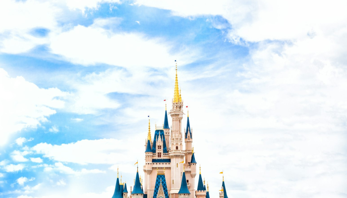 迪士尼疫情指标最新：重启梦想，迎接新时代的魔法